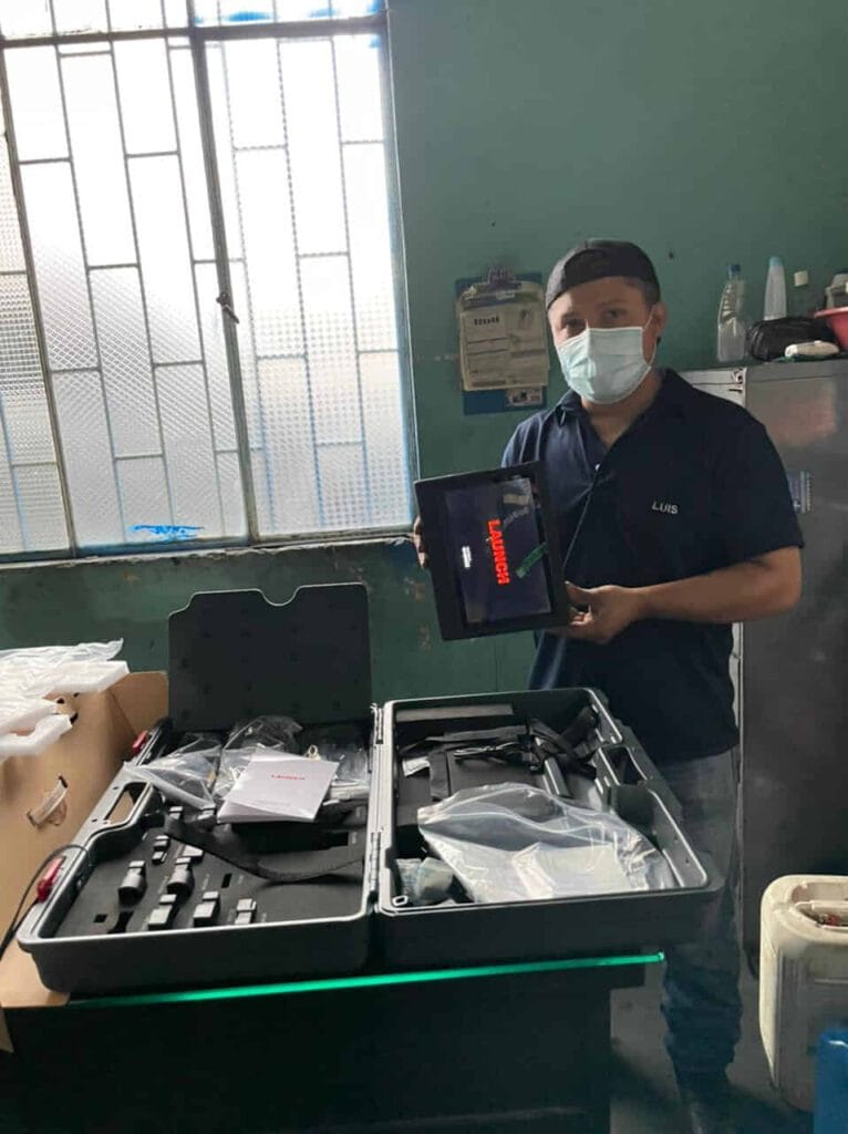 Scanner LAUNCH Automotriz - Imagen 6