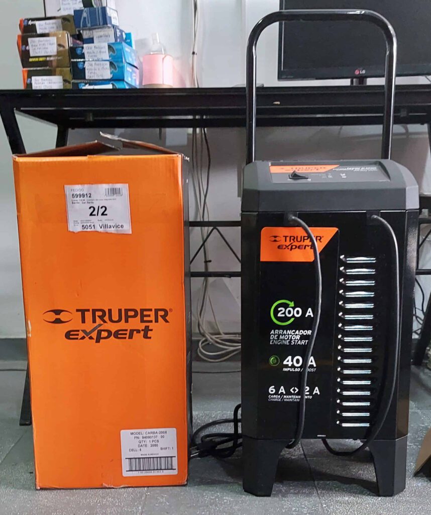 Cargador Automatico De Baterias 12 Voltios - Truper