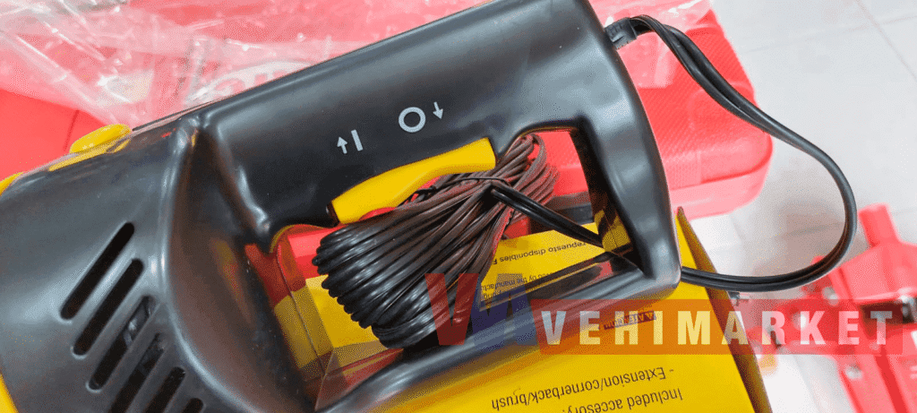 Aspiradora Para Auto Portatil de 12V - Pretu